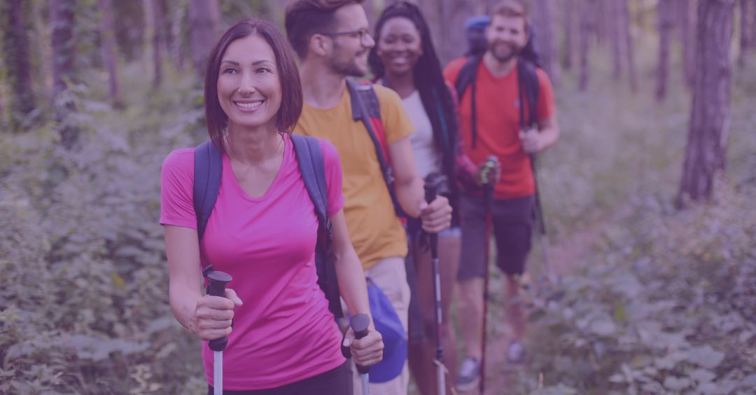 El verde es salud: Senderismo como práctica de trabajo en equipo